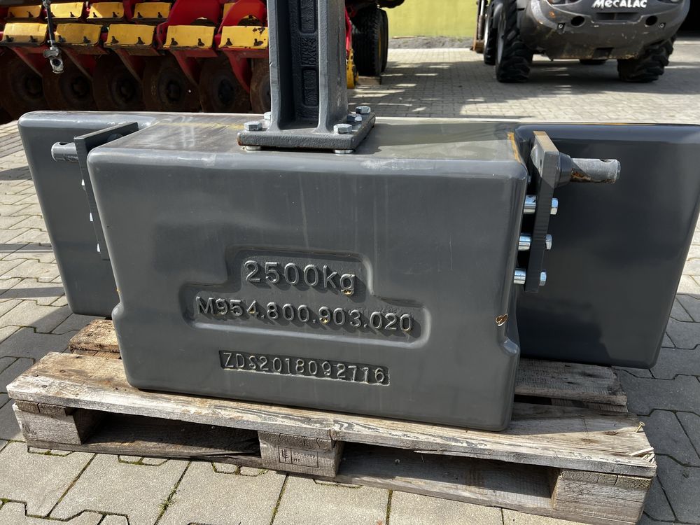 Nowy Obciaznik Balast Fendt 2500kg