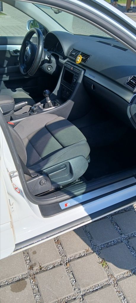 Audi A4 B7 3.0 TDI   4x4 QUATTRO  S-line