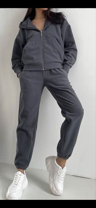 Неймовірний флісовий костюм