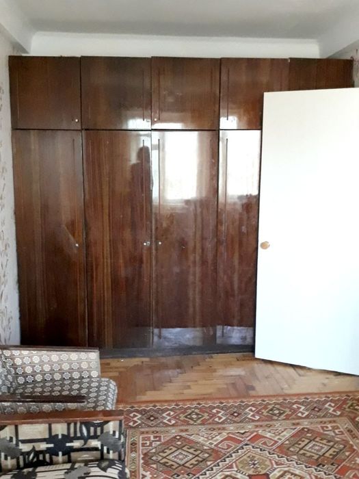 Оренда. 3-х кімнатна квартира в районі зупинки "Центр ДЮТ".