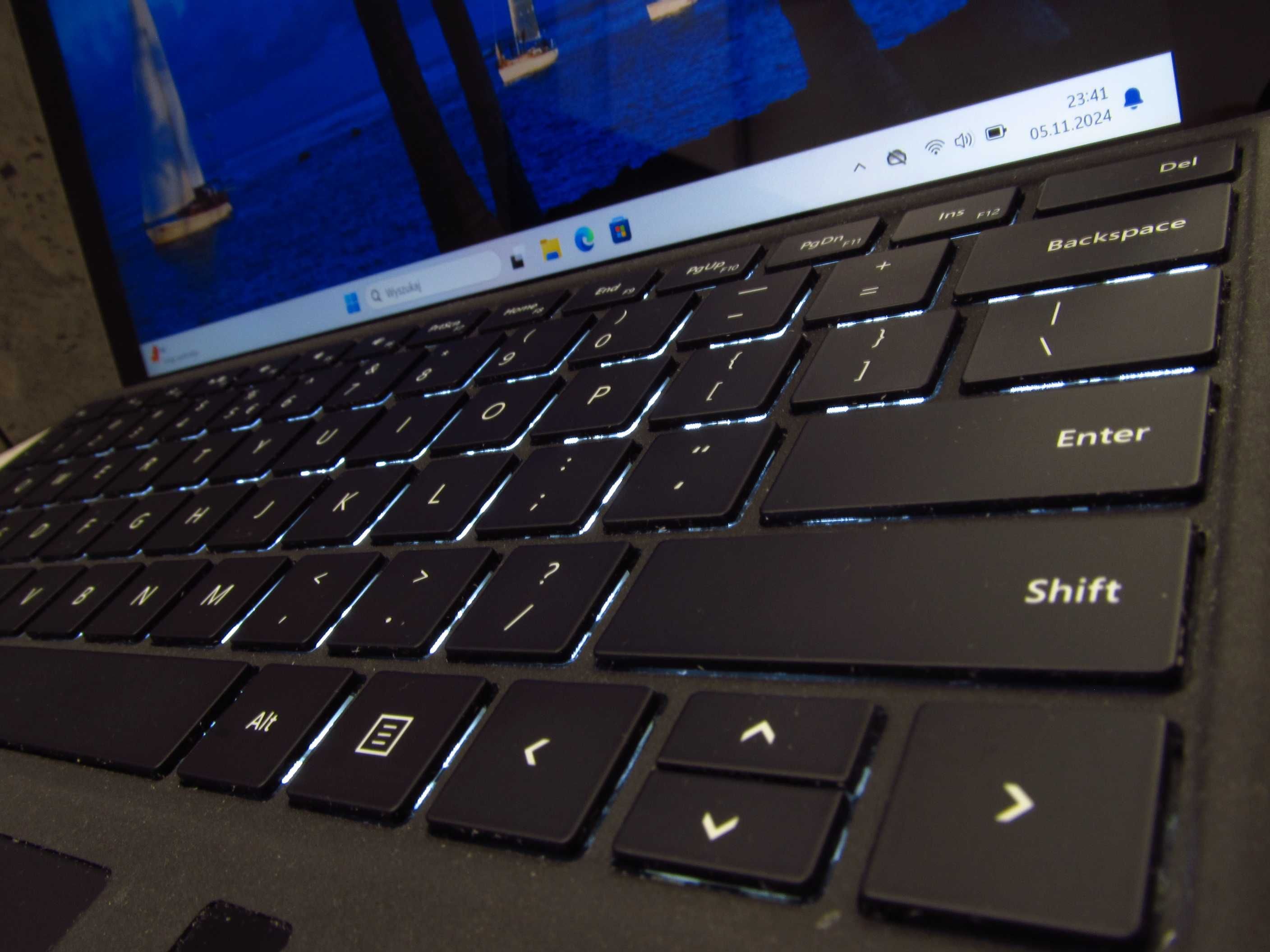 OKAZJA Microsoft Surface PRO 5 i5 7300U 4GB 128SSD 2736x1824 2K Tablet