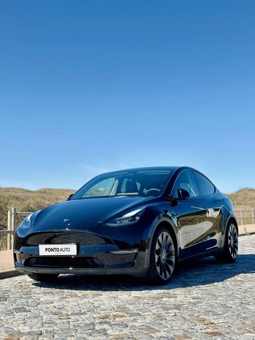 Tesla Model Y Performance Dual Motor AWD