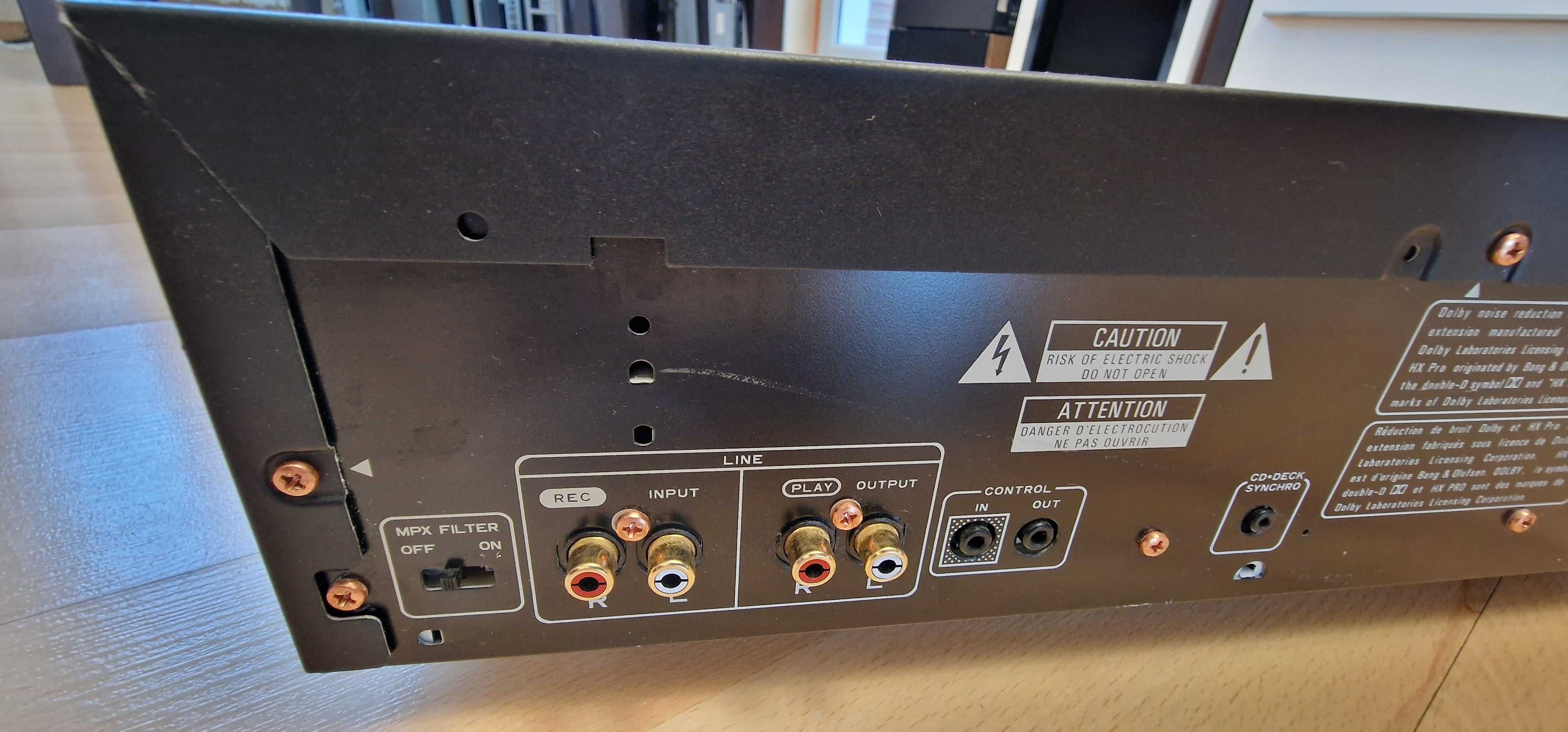 Pioneer CT-676 magnetofon