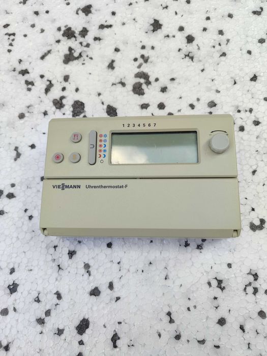 Termostat zegarowy-F  Viessmann Uhrenthermostat-F