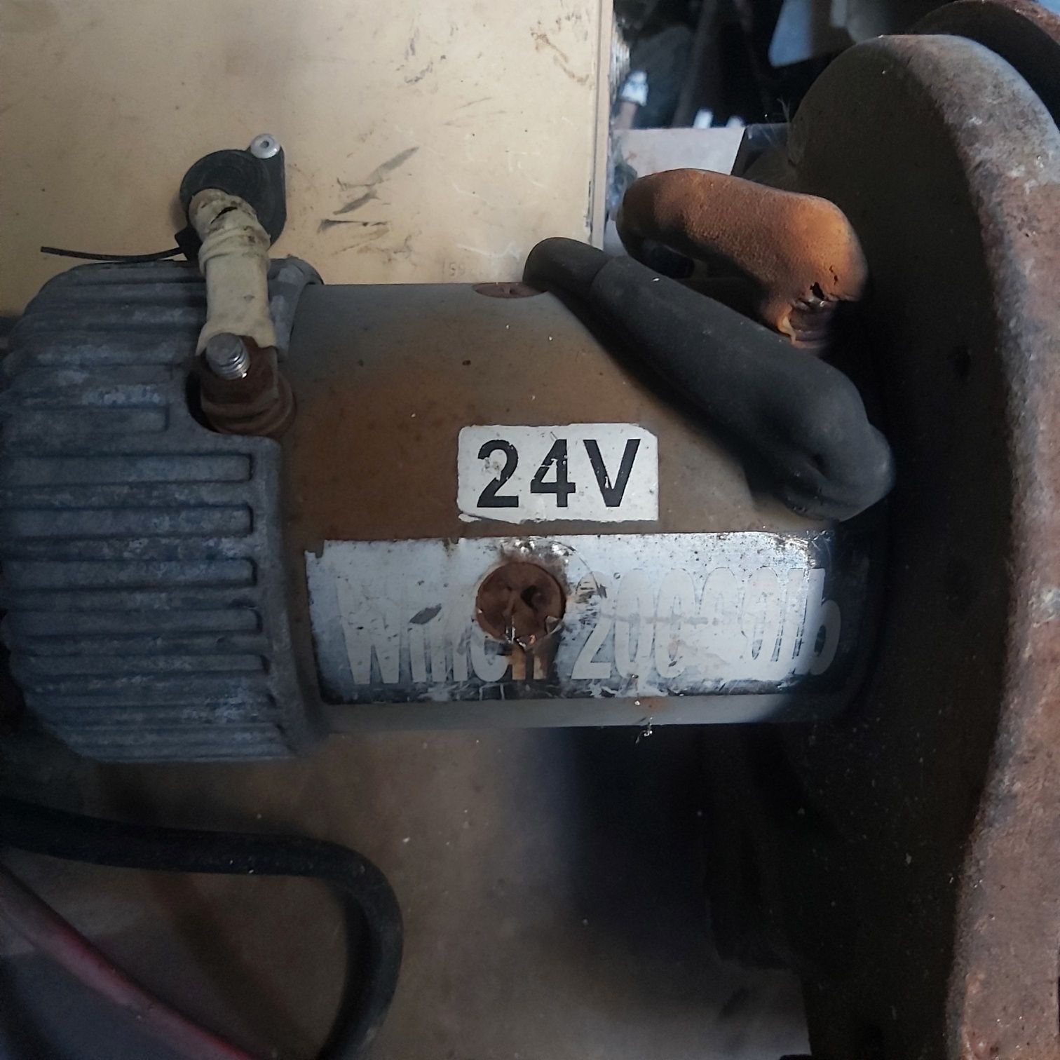 Wciągarka Wyciągarka 24V 10ton z płytą Pomoc Drogowa laweta itp