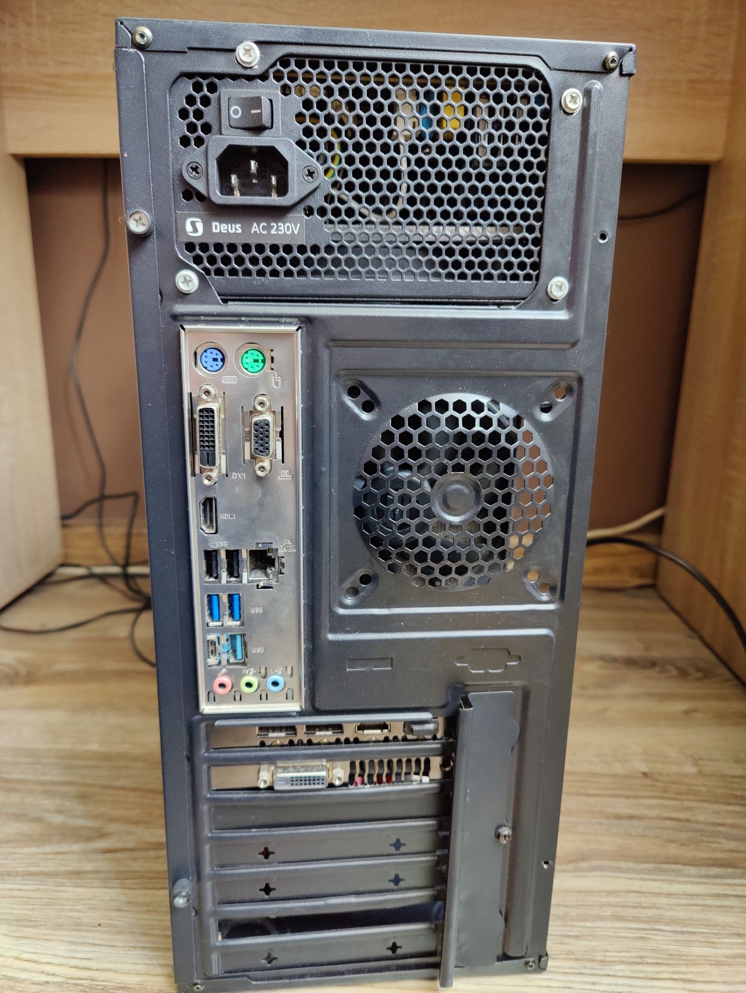Komputer | i5-8600k | GTX 1060 6GB | 16GB RAM DDR4