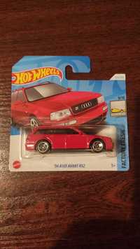 Hot Wheels  '94 Audi Avant RS2 - czerwone