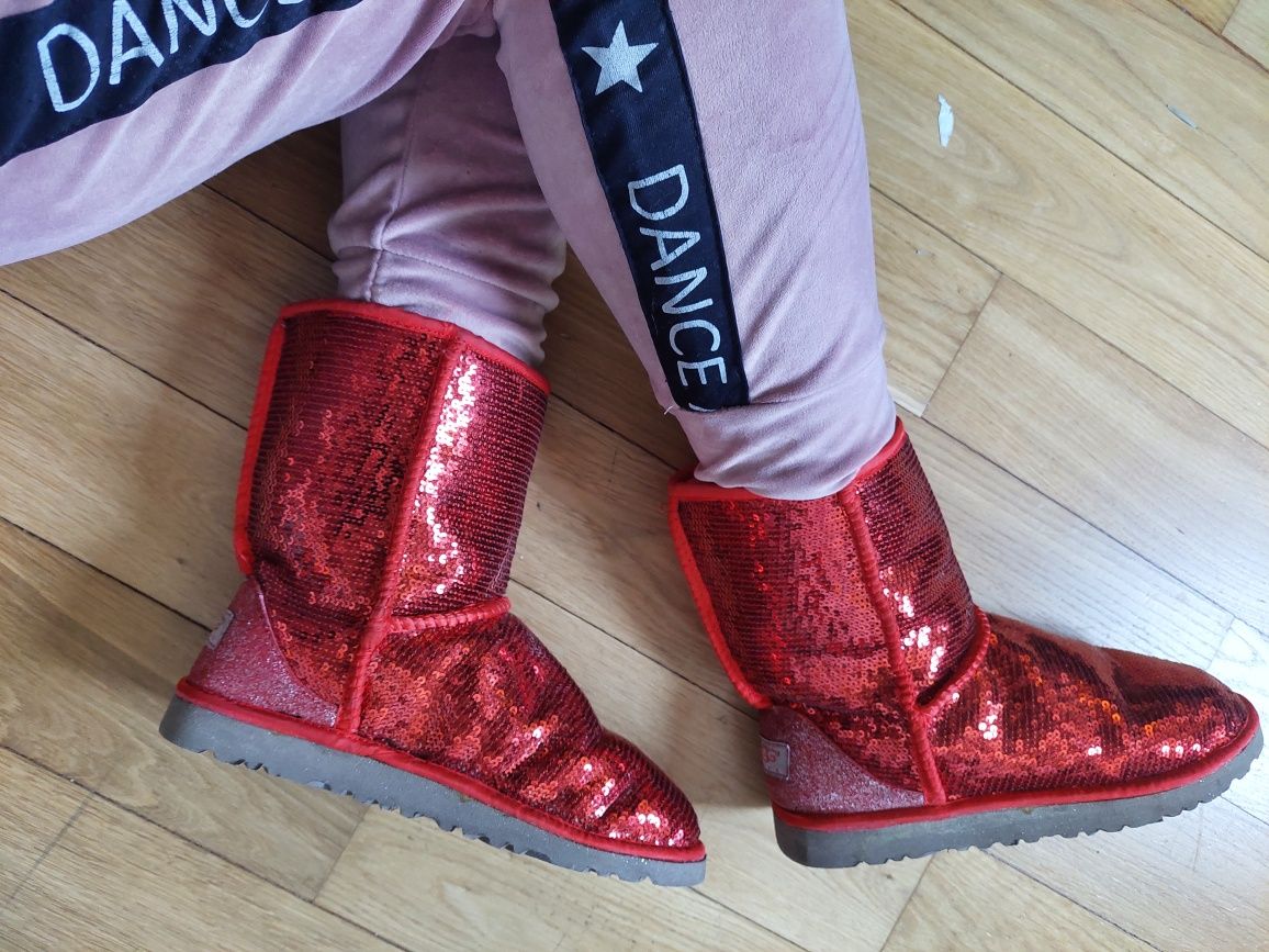 Uggi buty cekiny błyszczące 38-39 ugg Australia śniegowce  czerwone