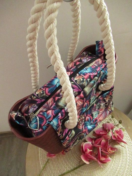 24h Organizer  Obag Mini +kieszeń zewnętrzna sztywna góra Suwak serce