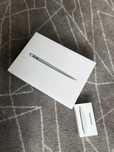 MacBook Air + MagicMouse + etui