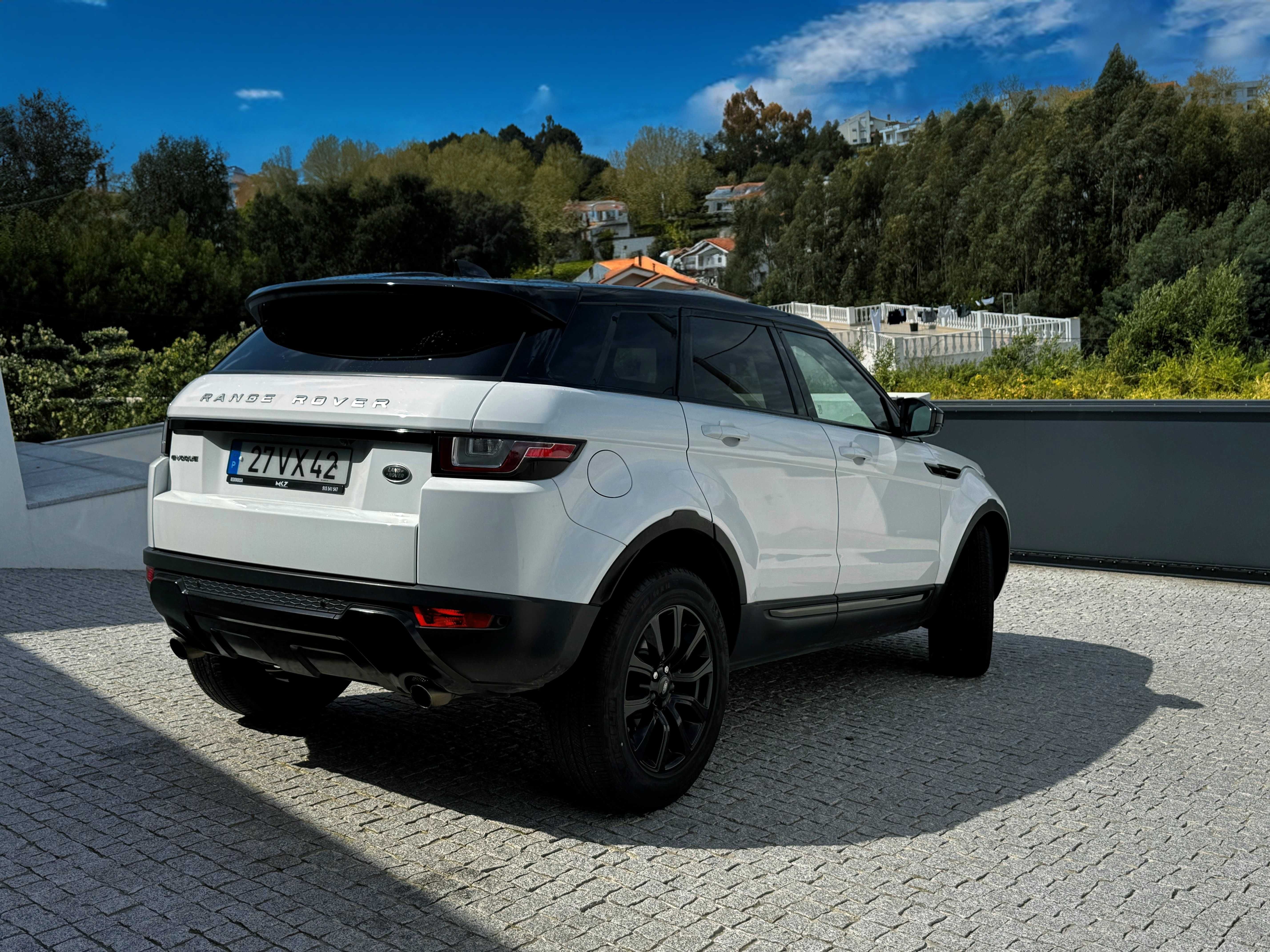 Range Rover Evoque 2.0 D150 R-DYNAMIC - Apenas 65mil km
