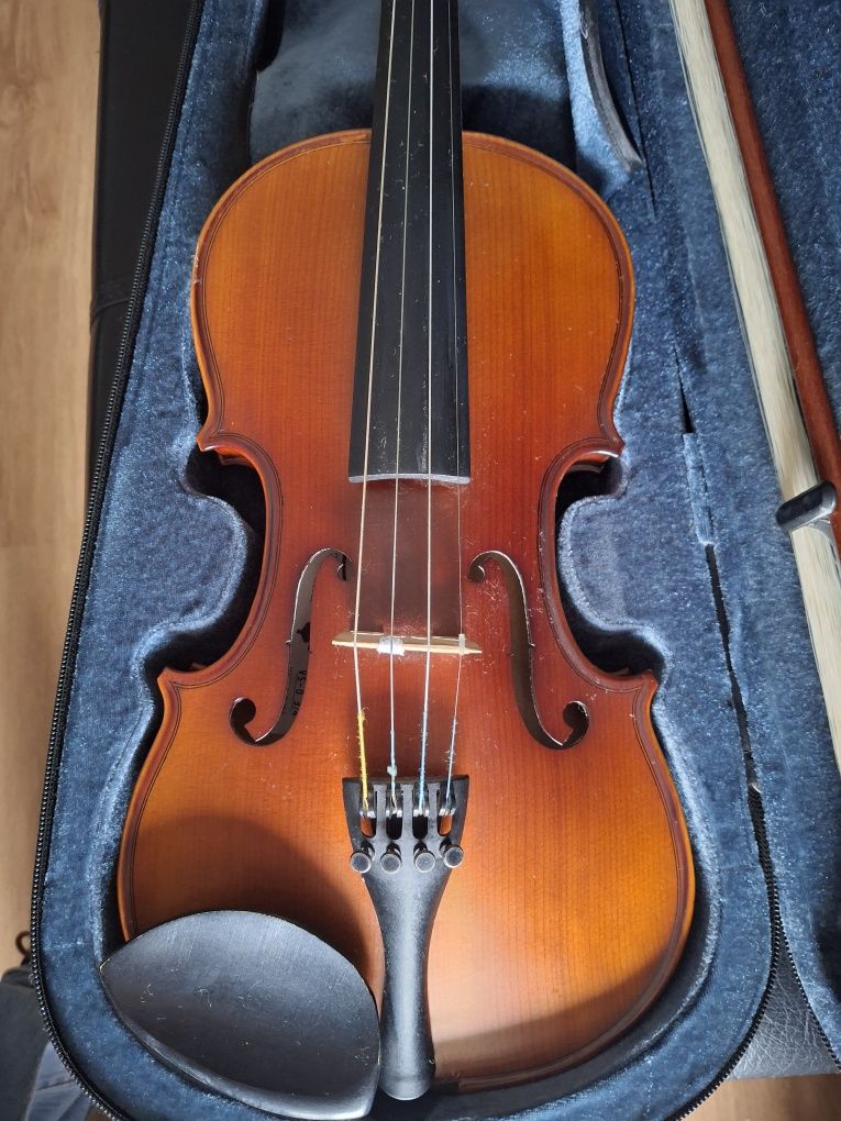 Violino 3/4 Carlo Giordano – Afinado, com estojo, arco e resina
