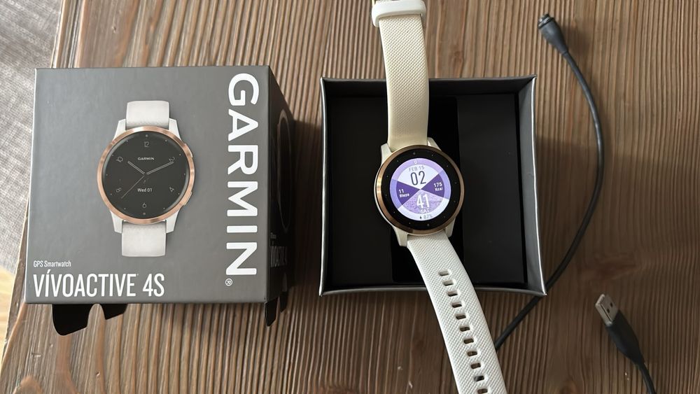 Garmin vivoactive 4 s gps