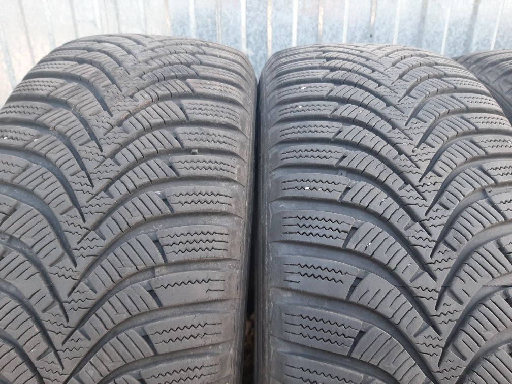 4 szt 195/55 r 16 Opony zimowe Hankook winter I cept rs2