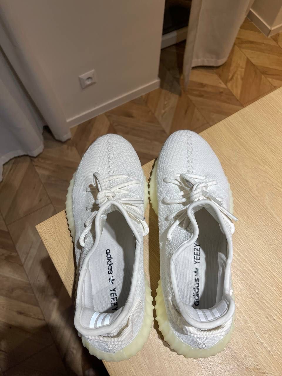 adidas Yeezy boost 350 v2 cream white 44 bone white black carbon zebra