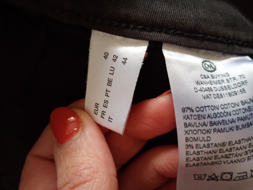 Spodnie jeansowe rozmiar L/XL