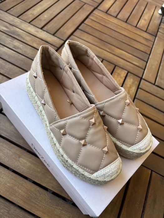 Espadryle bezowe DeeZee