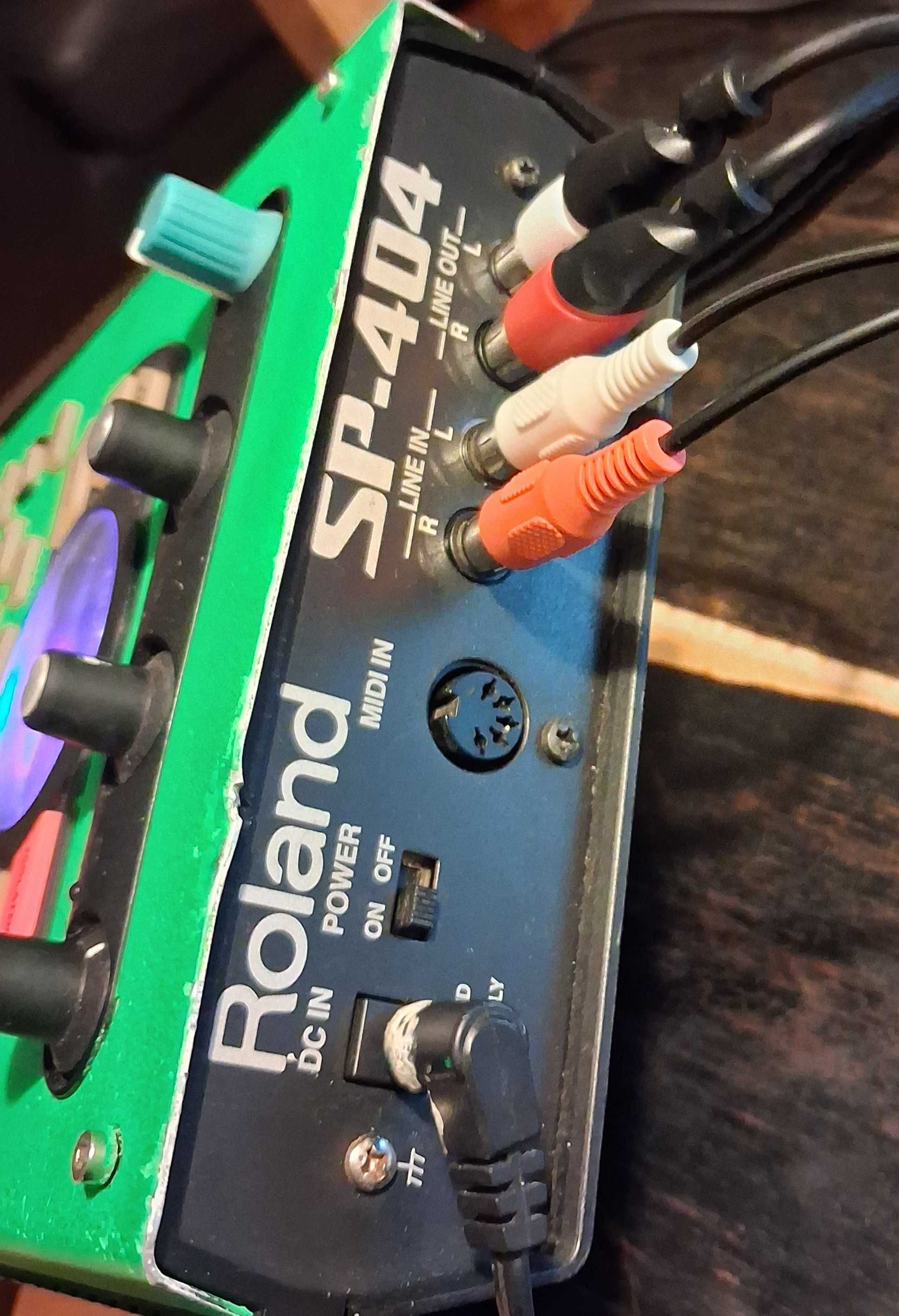 Sampler Roland SP 404A