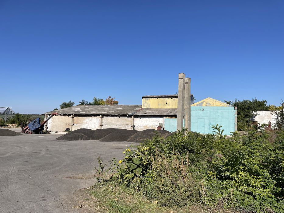 Продам зерносховище селище Маринопіль