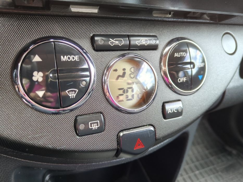 Nissan Note 1.4 90KM Climatronic Zadbany Niezawodny