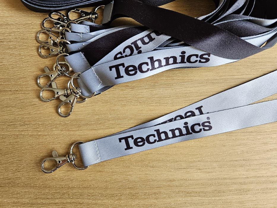 Smycz Smyczka Technics - logo