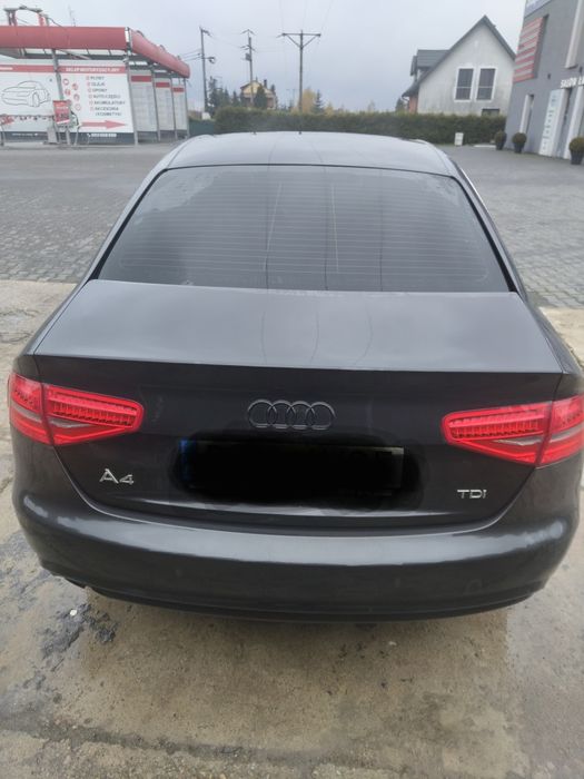 Audi A4 b8  S line po lifcie