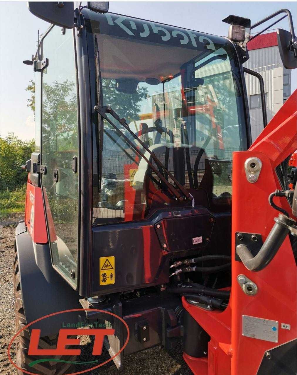 Фронтальний навантажувач Kubota R070