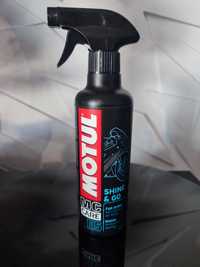 Środek do pielęgnacji MOTUL SHINE&GO do czyszczenia atomizer 0,4l