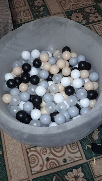 Продам Сухий басейн