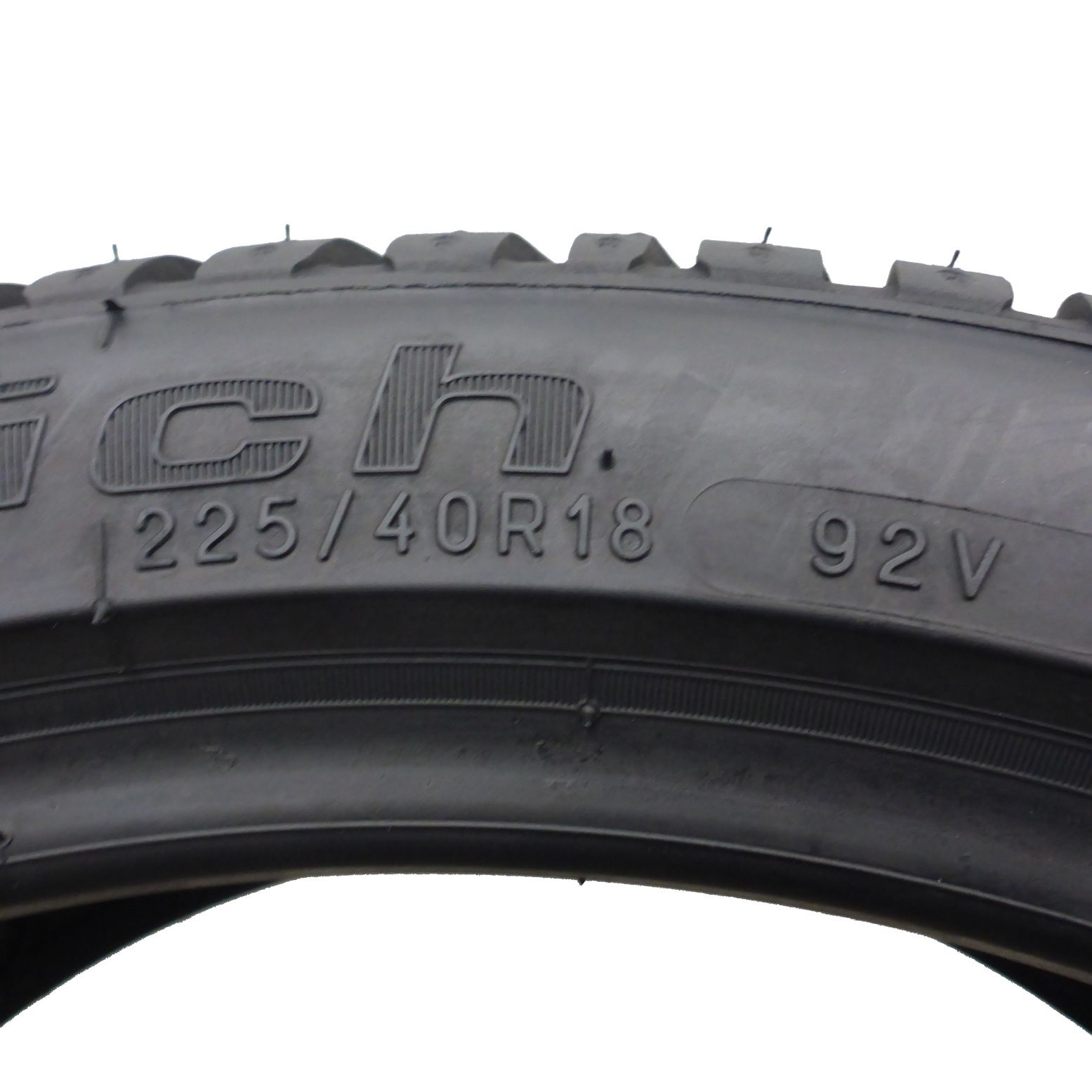 225/40/18 BF Goodrich 225/40R18 92V XL 2021 Zima 2021 Nieużywane