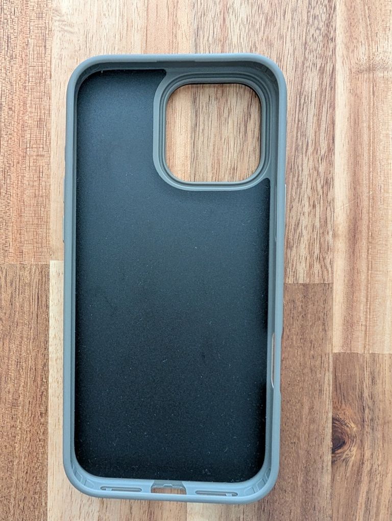 Capa iPhone 16 pro max