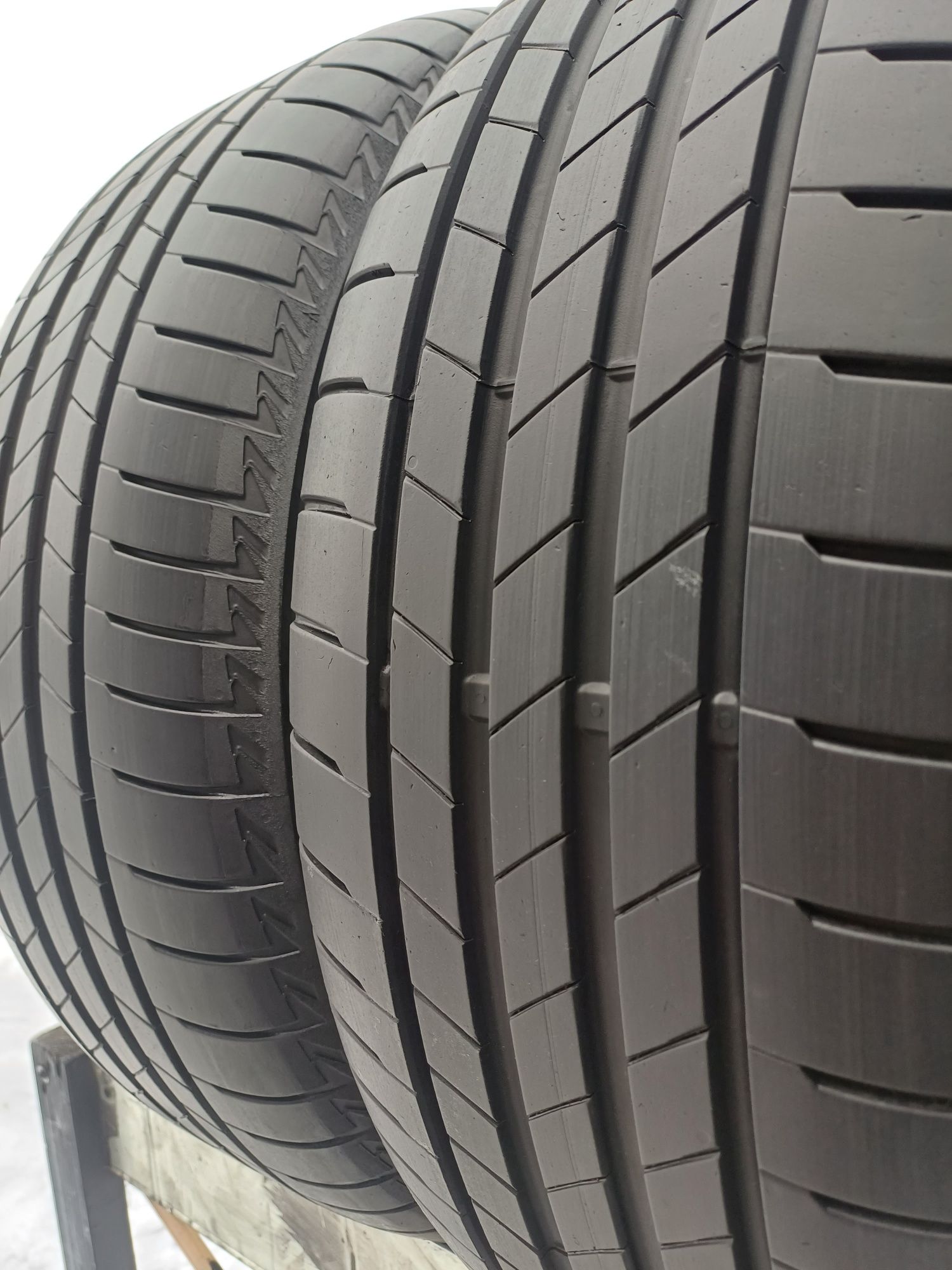 225/50/18 Sprzedam parę opon letnich Bridgestone Turanza RFT