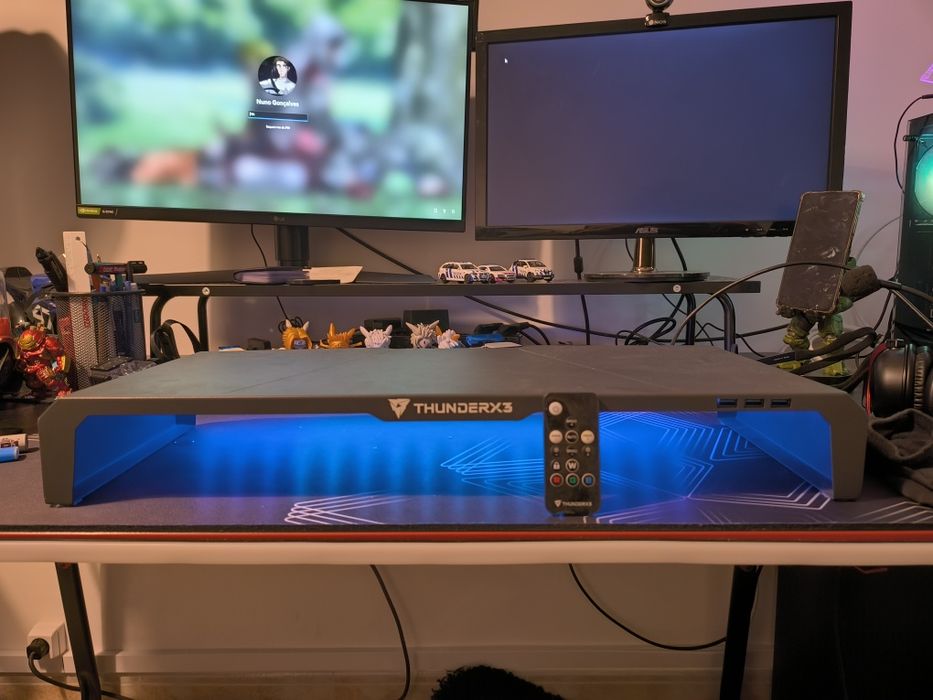 THUNDERX3 - Suporte Gaming HEXRGB Mon/TV até 32P