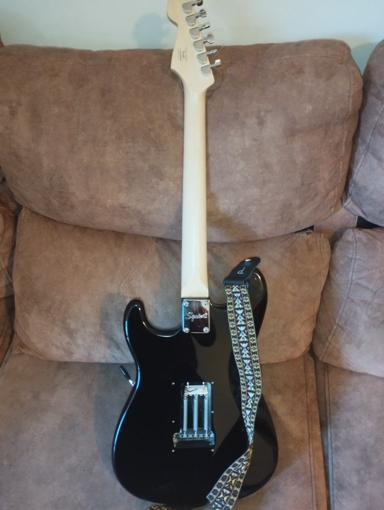 Squier hss black