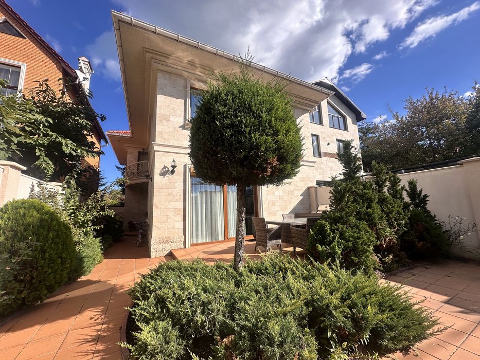 Современный дом с ремонтом у моря 12 станция Фонтана