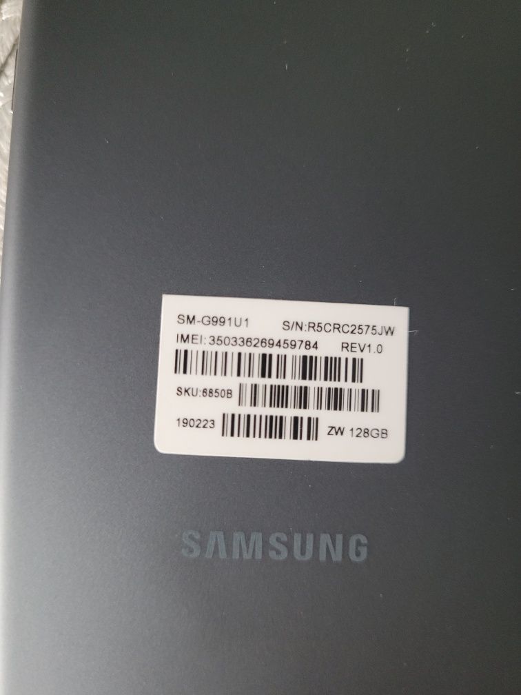 Samsung s21 g991 на запчастини