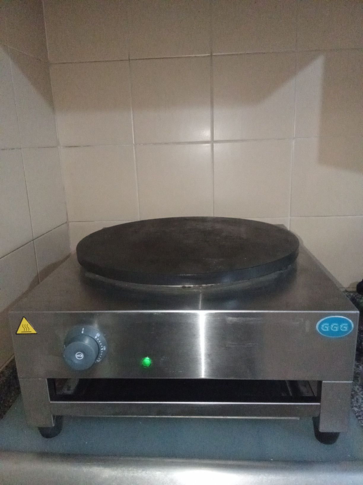 Creperia profissional quasi nova