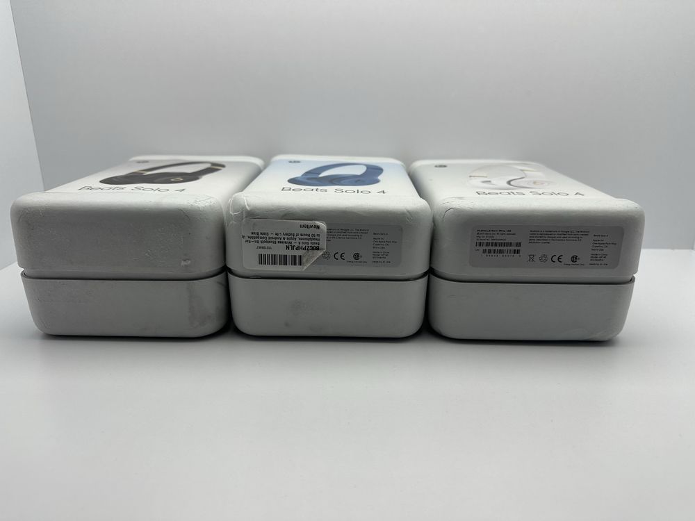 Навушники Beats by Dr. Dre Solo 4 Wireless