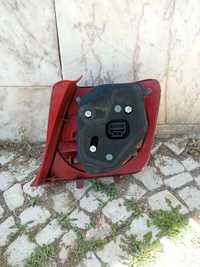 Farol traseiro esquerdo Fiat stilo