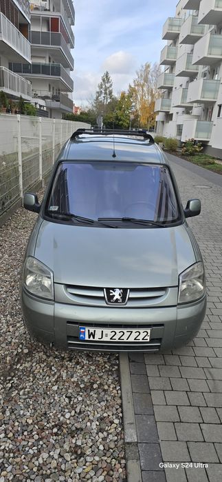 240tys 2.0HDI 2005r Peugeot PartnerEl.szyby hak bdb stan