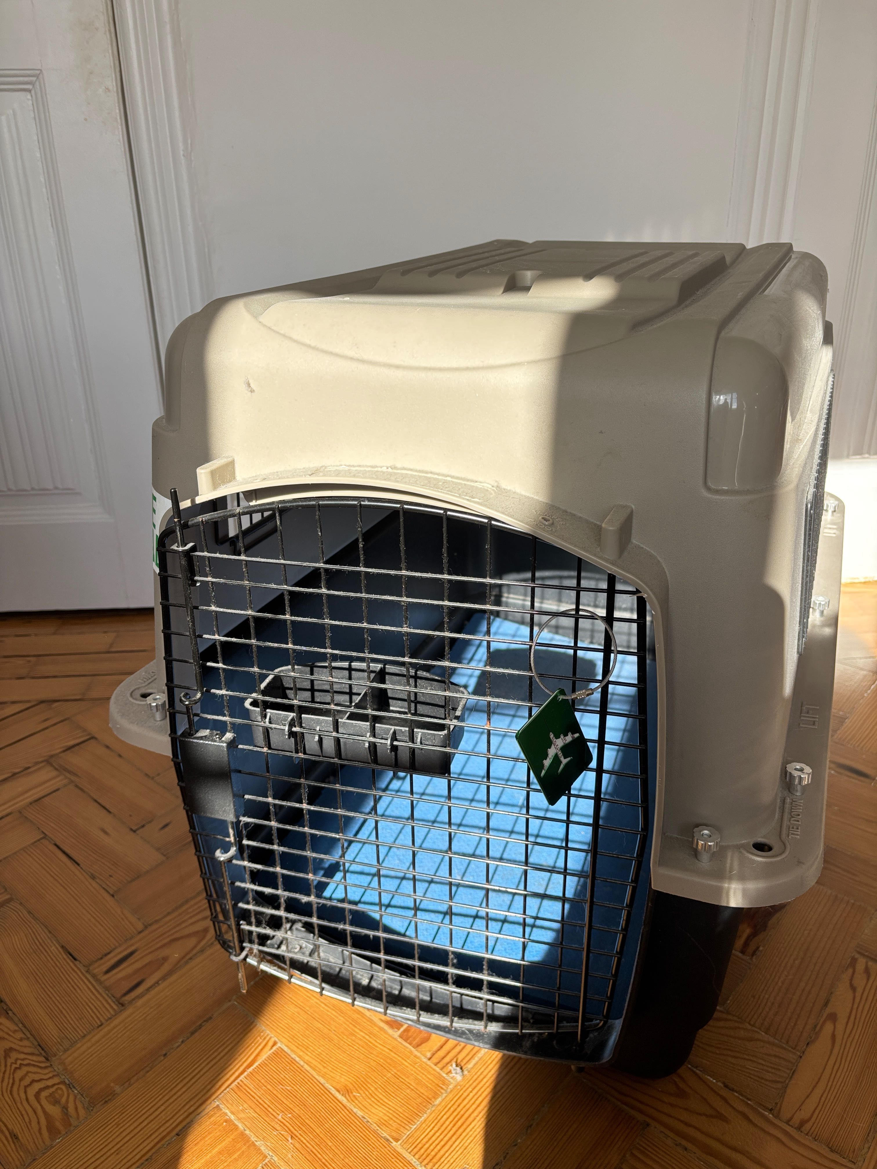 Caixa de transporte cão avião 80x57x60cm cão entre 14-23kg normas IATA