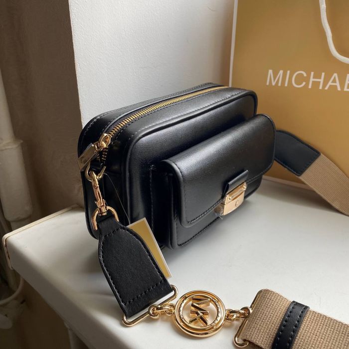 Сумка Michael Kors Bradshaw