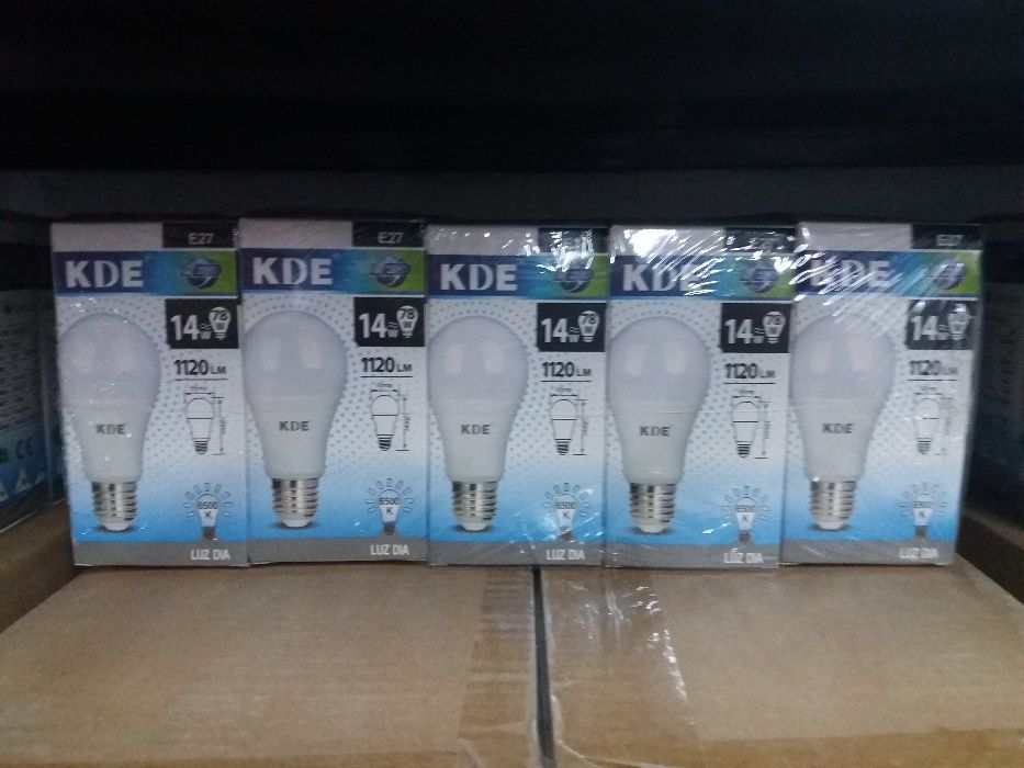 Lâmpadas LED novas