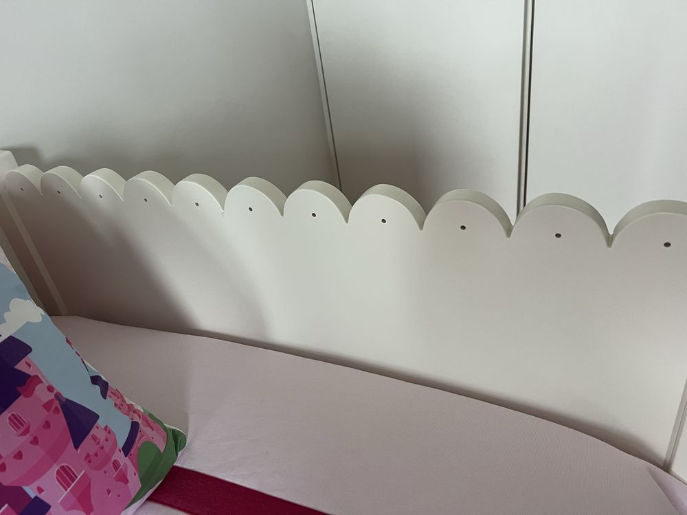 Cama solteiro menina com gavetão
