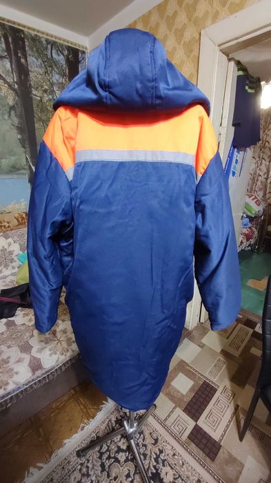 Продам робочі куртки утеплені нові