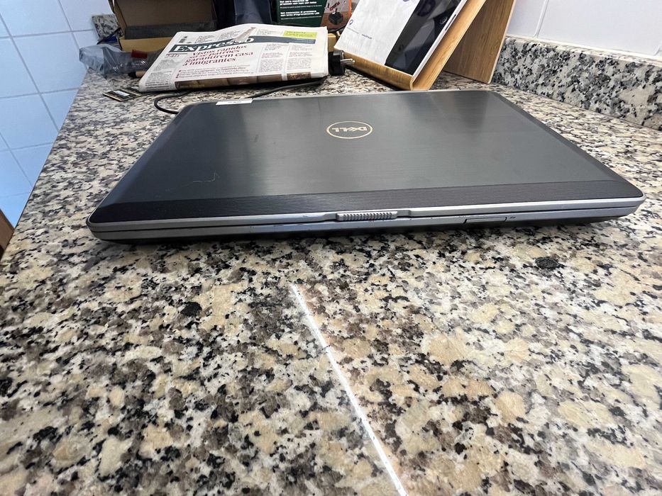 Portatil DELL Latitude E6420 | i5 | 4GB | 225GB SSD | Win 10 Bat Nova
