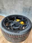 Stolik z koła Lamborghini Huracan EVO Performante Ceramika Karbon