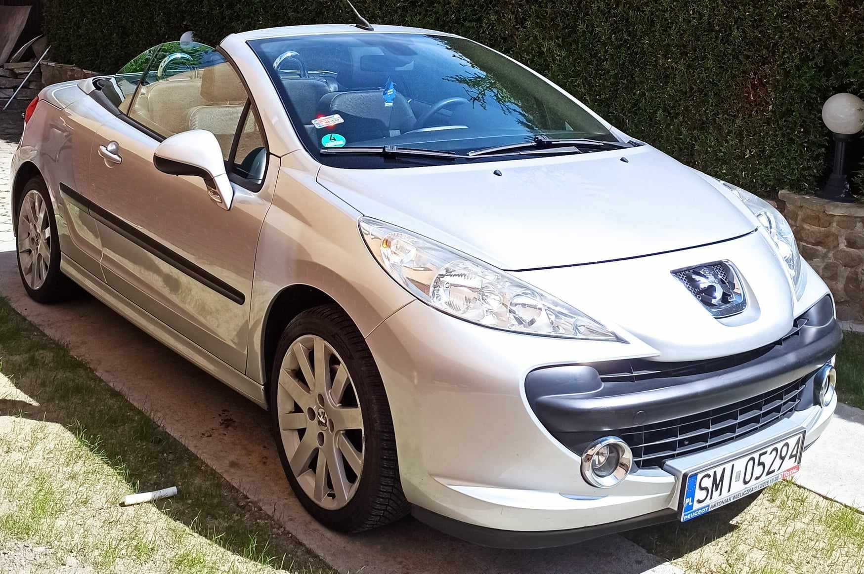 Peugeot 207 cc cabrio srebrny