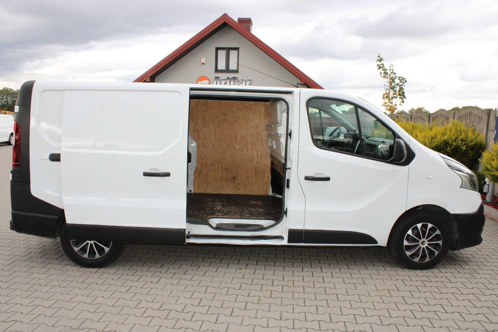 Renault Trafic III L2H1 2018Rok Przebieg 112652KM Salon PL VAT-1