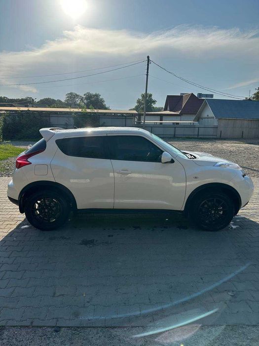 Продаю Нісан Жук 2014